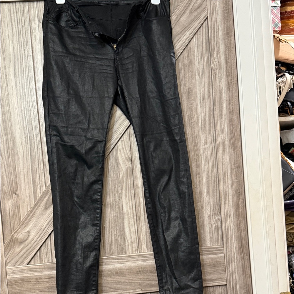 Rock & Republic Black High Shine Jeans